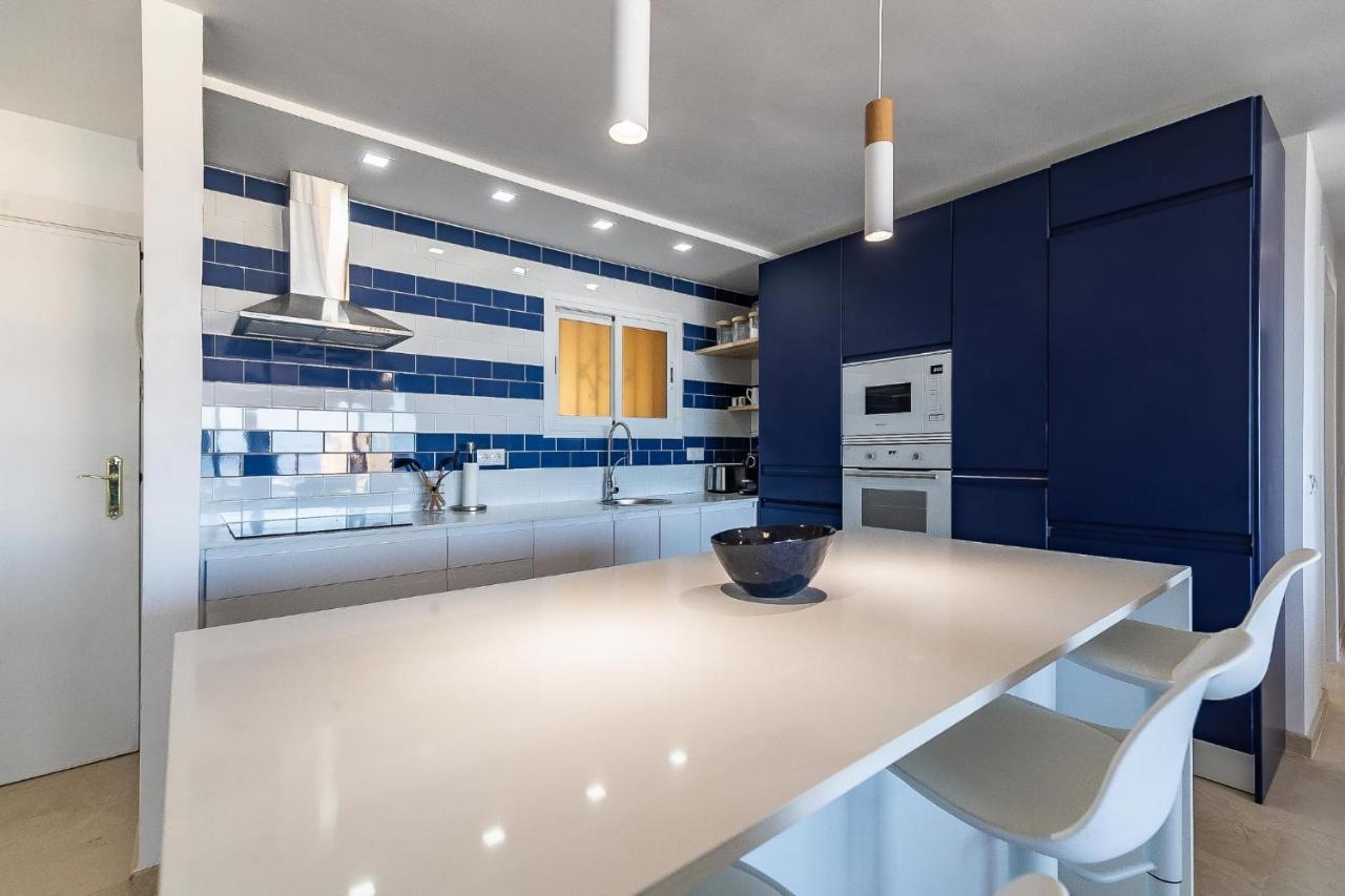 Vistas Azules -- Remodeled, Large Terrace, Spectacular Ocean Views And Beach Level Access 토레몰리노스 외부 사진